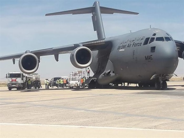 Qatar Air Force plane lands in Tunisia with field hospital, medical aid ...